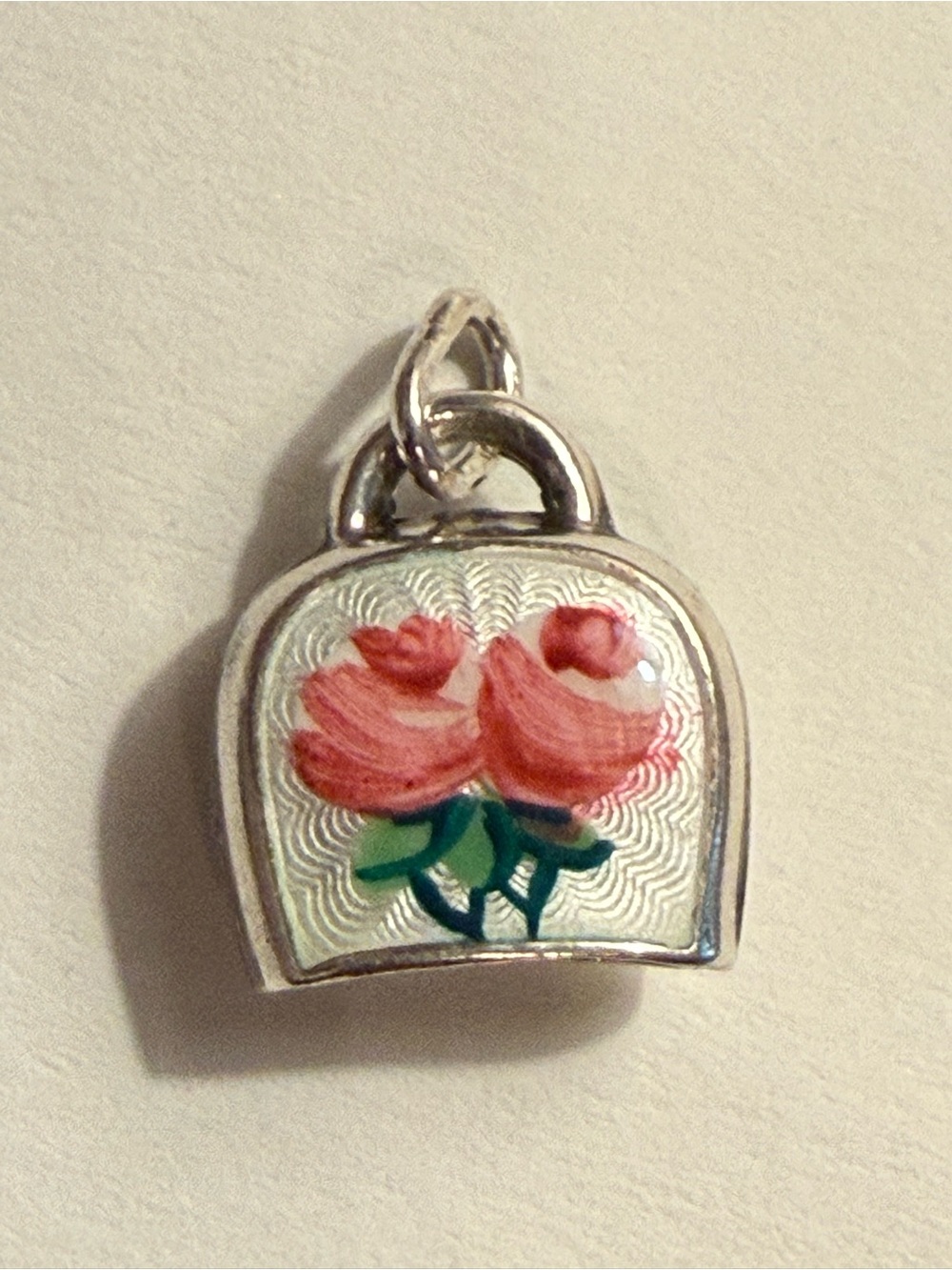 Pendant - vintage mini cowbell - 800
Silver Vintage Enamel Rose Flower Bell